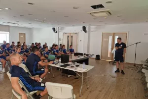 Εθνική Γυναικών/Προπονήσεις και θεωρητικά μαθημάτα