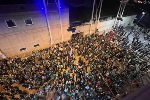 ΑΠΟΘΕΩΣΗ για Σωφρόνη και παίκτες! (βίντεο/φώτος)