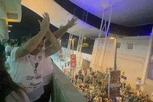 ΑΠΟΘΕΩΣΗ για Σωφρόνη και παίκτες! (βίντεο/φώτος)