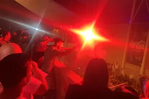 ΑΠΟΘΕΩΣΗ για Σωφρόνη και παίκτες! (βίντεο/φώτος)