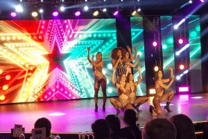 Δυνατό show!