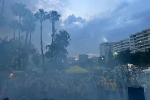 "Γαλαζοκίτρινο" πάρτι Λεόντων, τρέλα για το Κύπελλο στον Εναέριο! (Φώτος/Βίντεο Kerkida.net)
