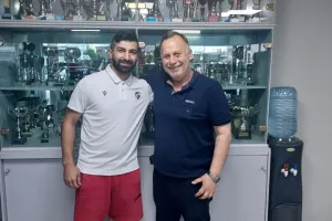 Ο νέος κόουτς και οι μεταγραφές
