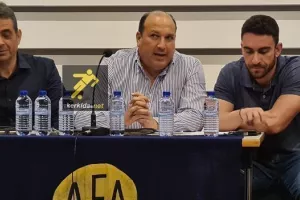 Ν.Χριστοδουλίδης: "Το Σωματείο της ΑΕΛ αναλαμβάνει το ποδοσφαιρικό τμήμα"