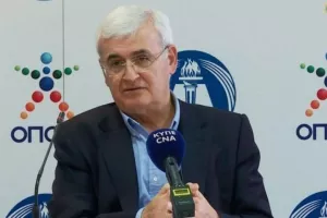 Παπαχαραλάμπους: "Για χάριν της αλήθειας δημοσιεύω ως έχει την γραπτή μου δήλωση στις 9/2/2021"