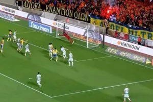 ΜVP στο "αιώνιο" ο Ουζόχο/"Ίσως να είναι η απόκρουση της χρονιάς"