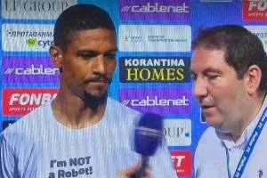 Ζάιρο/"Είναι ντροπή..."