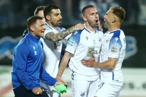 (ΒΙΝΤΕΟ) Υποδοχή ηρώων μετά την παραμονή στη Super League 