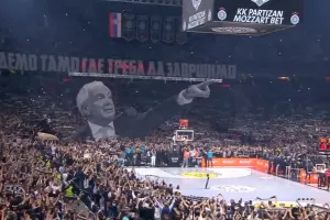 (BINTEO) Ασύλληπτο κορεό, μοναδική ατμόσφαιρα! 