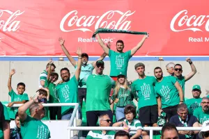 (Φωτορεπορτάζ) Τίγκα... στο πράσινο η Ανατολική και το Βόρειο Πέταλο