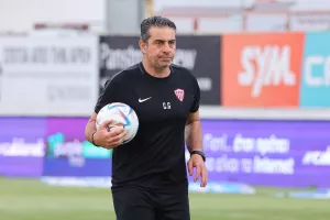 Nέα Σαλαμίνα - Ολυμπιακός: Πέντε γκολ και "ερυθρόλευκο" τρίποντο! (φώτος)