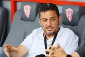 Nέα Σαλαμίνα - Ολυμπιακός: Πέντε γκολ και "ερυθρόλευκο" τρίποντο! (φώτος)