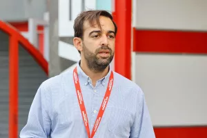 Nέα Σαλαμίνα - Ολυμπιακός: Πέντε γκολ και "ερυθρόλευκο" τρίποντο! (φώτος)