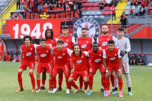 Nέα Σαλαμίνα - Ολυμπιακός: Πέντε γκολ και "ερυθρόλευκο" τρίποντο! (φώτος)
