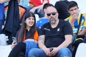 Ο κόσμος στο ΑΠΟΕΛ-ΑΕΚ (φωτορεπορτάζ)