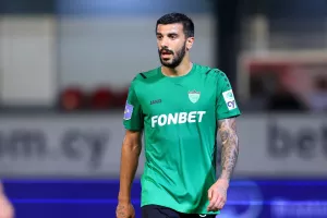 Nέα Σαλαμίνα - Ολυμπιακός: Πέντε γκολ και "ερυθρόλευκο" τρίποντο! (φώτος)