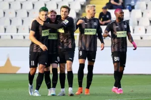 ΑΠΟΕΛ - Άρης: Φινάλε με 7 γκολ και γαλαζοκίτρινο τρίποντο (φώτος)