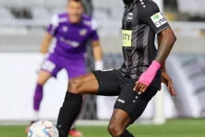 ΑΠΟΕΛ - Άρης: Φινάλε με 7 γκολ και γαλαζοκίτρινο τρίποντο (φώτος)