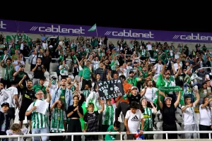 (Φωτορεπορτάζ) Οι έξαλλοι πανηγυρισμοί των πρωταθλητών