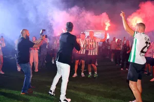 Μετά την απονομή, διασκέδαση με Σάκη! (Φώτος)