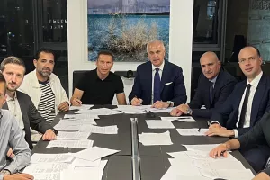 Επίσημο: "Κόκκινος" ο Μπαράκ Μπαχάρ