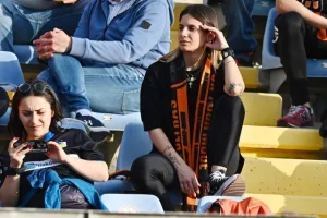 (ΦΩΤΟΡΕΠΟΡΤΑΖ) Ο κόσμος στο Πάφος-ΑΠΟΕΛ