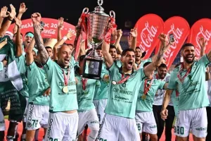 ΦΩΤΟΣ/Το σήκωσε η Ομόνοια!