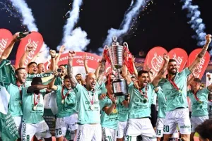 ΦΩΤΟΣ/Το σήκωσε η Ομόνοια!