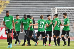 Ολυμπιακός - Καρμιώτισσα: Ανατροπή με... "υπογραφή" Καλτσά (φώτος)