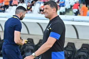 ΑΠΟΕΛ - ΑΕΚ: Της "σκότωσε" τις ελπίδες και έμεινε ζωντανό! (φώτος)