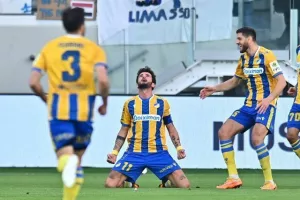 Απόλλων - ΑΠΟΕΛ: Τον "σκότωσε" και έμεινε ζωντανός! (φώτος)
