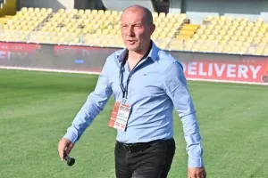 Καρμιώτισσα-Ανόρθωση: Διπλό... με Μάριο και Αντονίν (φώτος)