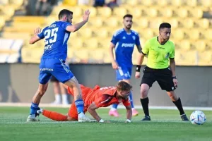 Καρμιώτισσα-Ανόρθωση: Διπλό... με Μάριο και Αντονίν (φώτος)