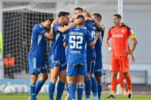 Καρμιώτισσα-Ανόρθωση: Διπλό... με Μάριο και Αντονίν (φώτος)