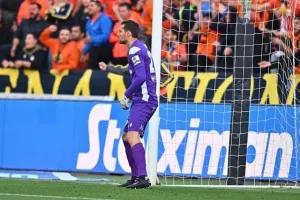 ΑΠΟΕΛ - Ομόνοια: Έχασε ευκαιρίες, έχασε έδαφος... (φώτος)