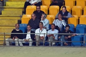 Καρμιώτισσα-Ανόρθωση: Διπλό... με Μάριο και Αντονίν (φώτος)
