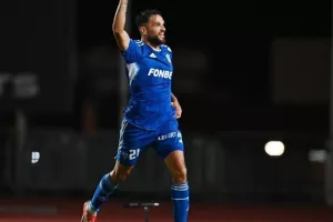 Καρμιώτισσα-Ανόρθωση: Διπλό... με Μάριο και Αντονίν (φώτος)