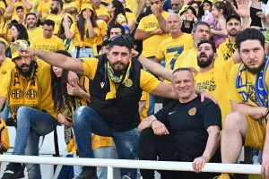 (Φωτορεπορτάζ) Φουλ... στο κίτρινο η Δυτική και το Νότιο πέταλο