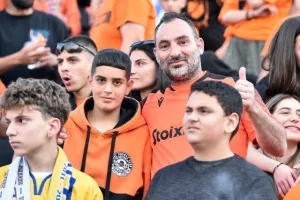 (ΦΩΤΟΡΕΠΟΡΤΑΖ) Ο κόσμος στο “αιώνιο” ντέρμπι