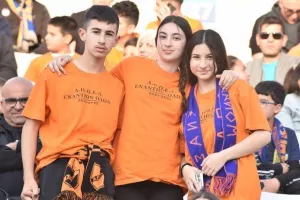 (ΦΩΤΟΡΕΠΟΡΤΑΖ) Ο κόσμος στο “αιώνιο” ντέρμπι