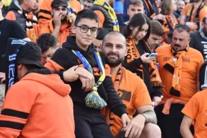 (ΦΩΤΟΡΕΠΟΡΤΑΖ) Ο κόσμος στο “αιώνιο” ντέρμπι