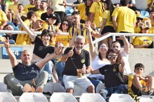 (Φωτορεπορτάζ) Φουλ... στο κίτρινο η Δυτική και το Νότιο πέταλο
