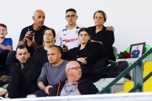 Δόξα - Νέα Σαλαμίνα: Ερυθρόλευκο "διπλό", πάμε για θρίλερ παραμονής! 
