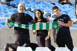 (ΦΩΤΟΡΕΠΟΡΤΑΖ) Ο κόσμος στο “αιώνιο” ντέρμπι