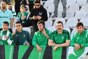 (ΦΩΤΟΡΕΠΟΡΤΑΖ) Ο κόσμος στο “αιώνιο” ντέρμπι