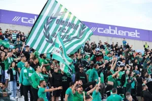 (ΦΩΤΟΡΕΠΟΡΤΑΖ) Ο κόσμος στο “αιώνιο” ντέρμπι