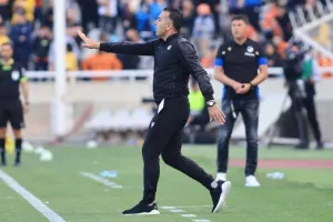 ΑΠΟΕΛ - Ομόνοια: Έχασε ευκαιρίες, έχασε έδαφος... (φώτος)