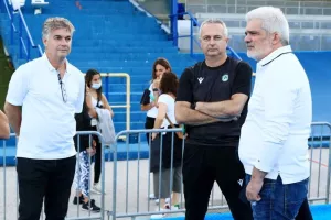 Συνέταιροι! 