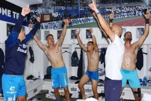Σαν Σήμερα/ Ο Απόλλωνας πρωταθλητής για 4η φορά στην ιστορία του (Φώτος)