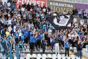 (ΦΩΤΟΡΕΠΟΡΤΑΖ) Ο κόσμος στο Πάφος-ΑΠΟΕΛ